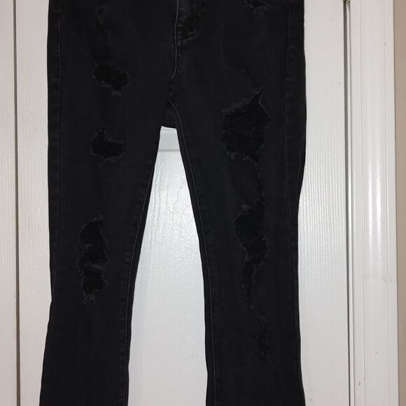 Aeropostale black distressed high rise jegging Sz  8 Short - Picture 3 of 11